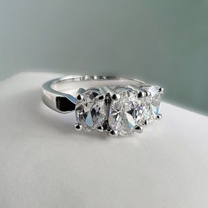 * RADIANT * TRIAD (3-Stone) CZ Wedding Band | Cocktail Ring ~ Size 8